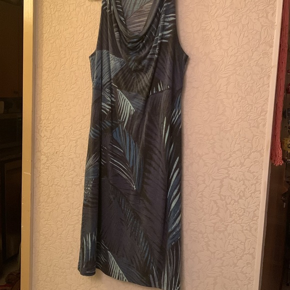 Lole brand name summer elegant dress worn once - Picture 2 of 5